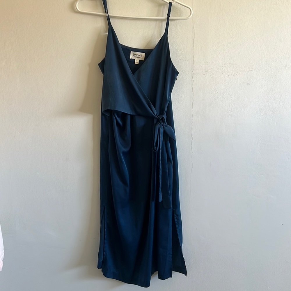 EVIDNT Los Angeles Blue Satin Midi Wrap Dress Size Small
